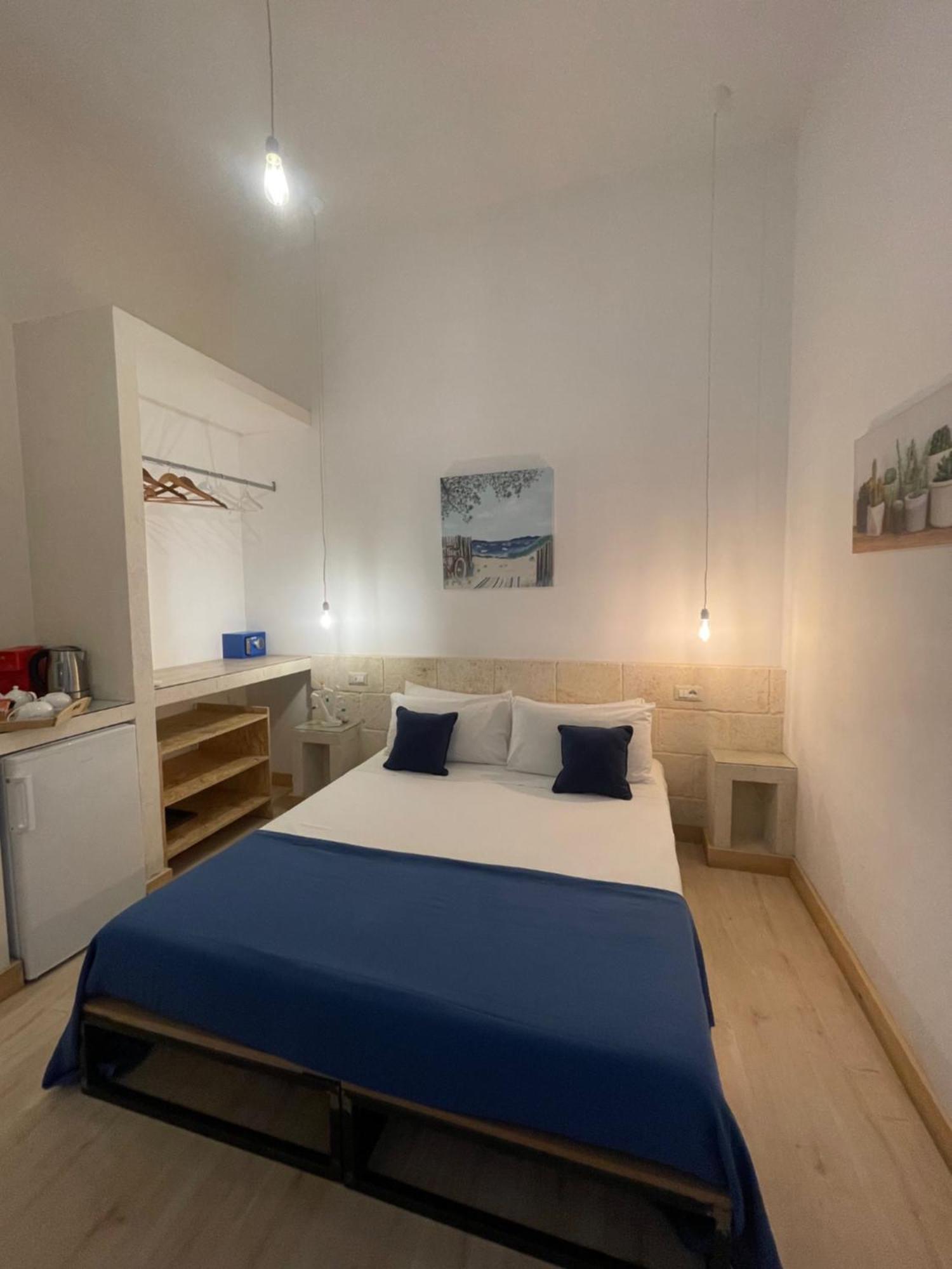 D'angio Rooms-manfredi Homes&villas Bed & Breakfast